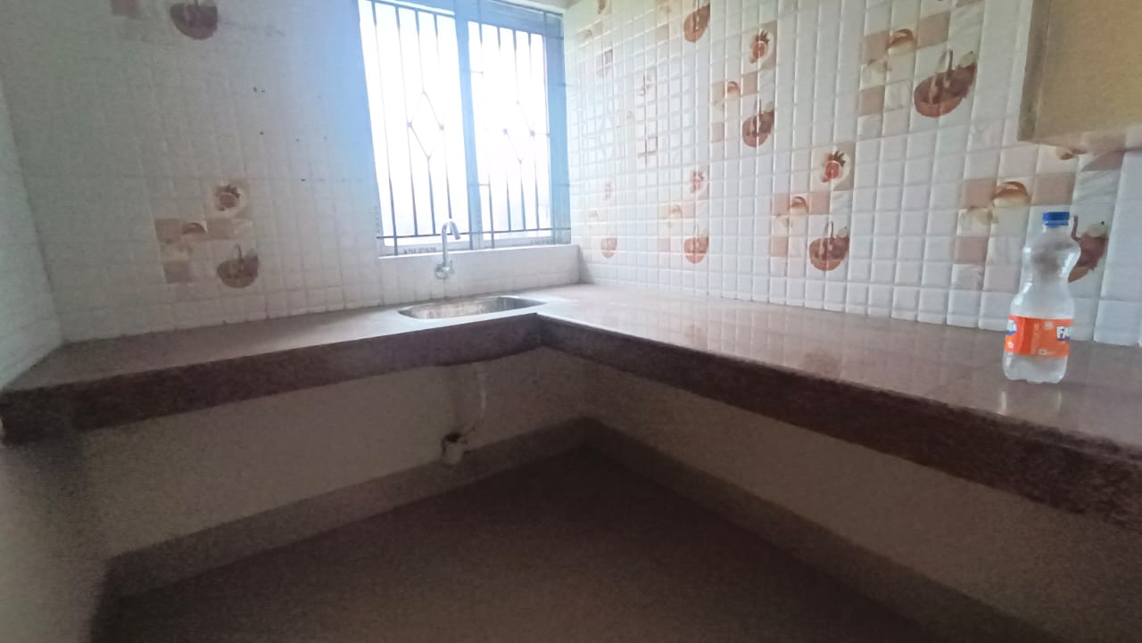 Unfurnished 3bhk in Swaraj Path, Resham Nagar, Khanapara, Guwahati, Assam, India for Rent